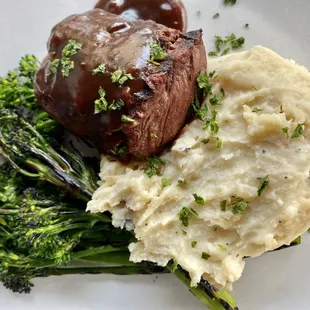 Slate Bistro and Bar