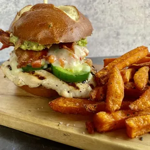 Arizona Burger - substituted with grilled chicken and sweet potato fries