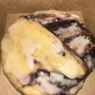 Blueberry morning bun
