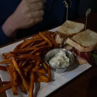 food, sandwiches