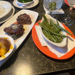 Double filet medium loaded rugs and perfectly seasoned green beans