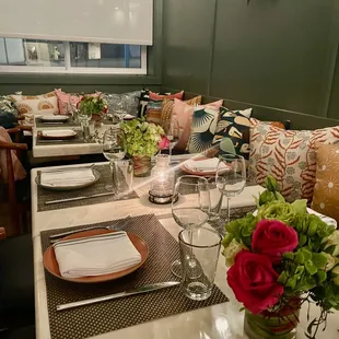 Inside Dining