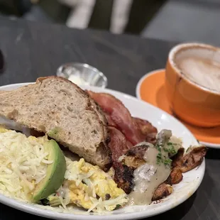 Avi scramble with thick cut bacon