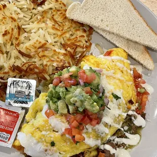 a plate of breakfast food