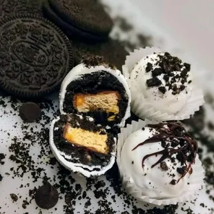 oreo cookies and oreos