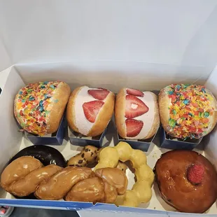 Buy 6 get 1 freeee!!!! I got extras, so there&apos;s more than 7