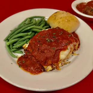 Cheese Lasagna with or without Meatballs, Garlic Bread and Vegetable