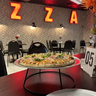 interior, pizza