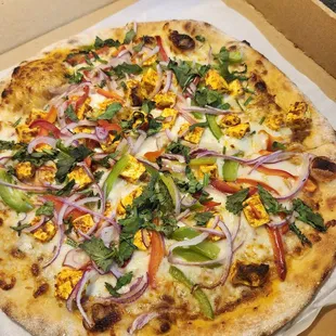 Peppery paneer pizza