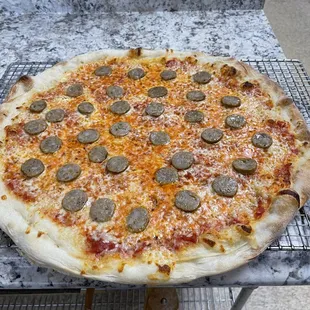 Sausage pizza