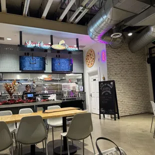 sushi and sashimi, interior