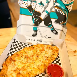 Detroit Cheesebread
