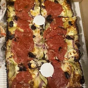 Greek Detroit style