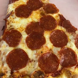 Pepperoni slice