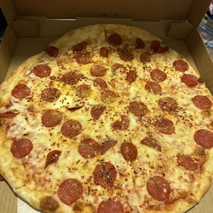 Pepperoni pizza