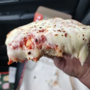 Cheesy, but perfect ratio of sauce also