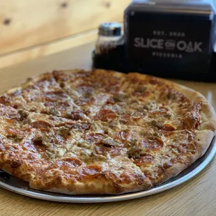 Pizza, Sausage and Pepperoni. Thin Crust.