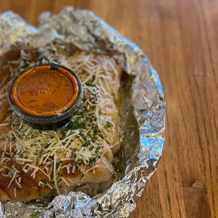 House Made Garlic Rolls (6)