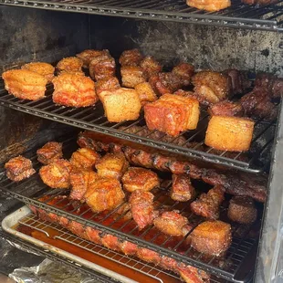 Some Taco Bill Burnt Ends and Brad&apos;s Ribs on the smoker