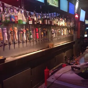 Open environment, current music, fun atmosphere,multiple beers on tap, pool tables and dance floor makes for a great time.