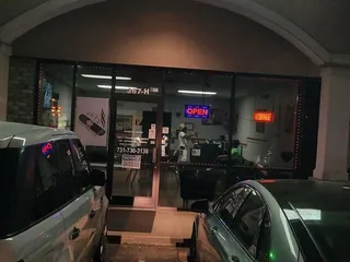 T & T Cigars And Lounge