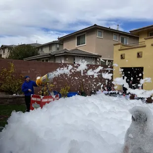 Foam was 4' tall!