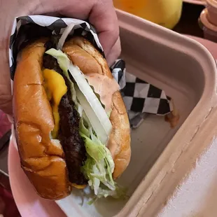 Classic Cheeseburger