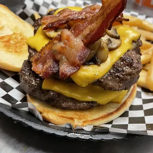 Big Massy Burger
