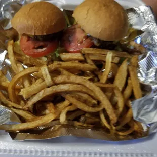 Classic Sliderz with Fries