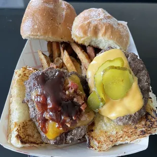 sliders and french fries