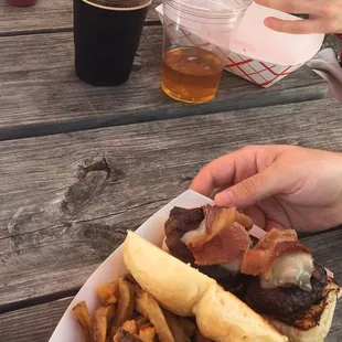 Jamaican jerk chicken slider w/fries; bacon mushroom swiss beef sliders w/fries.