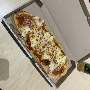 The got 5 on it pizza.