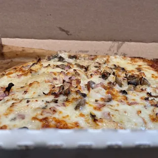 The Smoking Herb Pizza