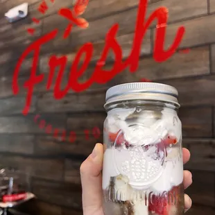 drink, dessert