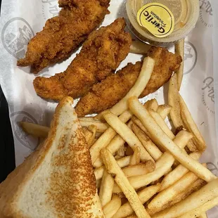 chicken wings and fried chicken, bbq wings, poultry, chicken wings, food, fried chicken wings, fried chicken, chicken, bbq chicken