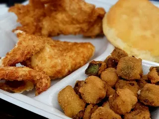 Hathaway's Chicken N Biscuits