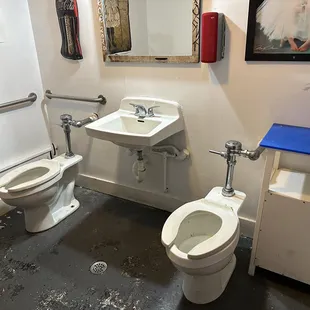 Ladies room