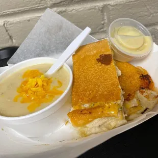 Corn and crab bisque, half of a Slim's Pick