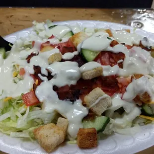 Big salad with blue cheese