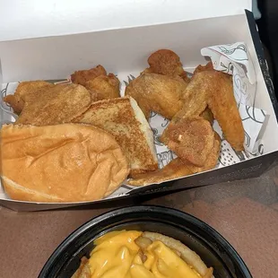 5 Pieces Dinner &amp; cheese fries
