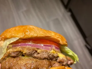 Logan's Burgers & Chicken