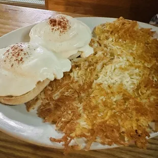 Eggs Benedict $9.95 March 2023 Dive Bar food tasty and filling