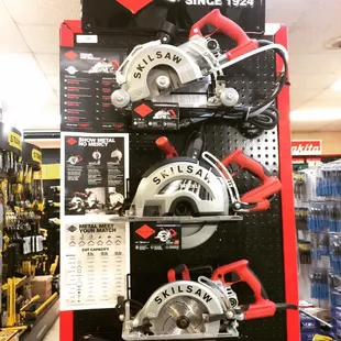 We have lots of great #Skilsaw saws on sale this month!  Stop by and check them out today!  #Powertools #Shoplocal #Buylocal #Maui #Oahu