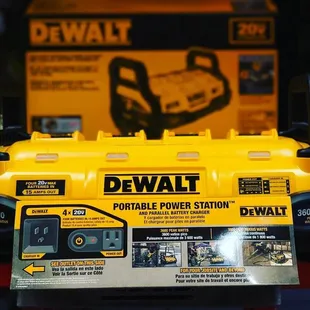 Dewalt charger power station with batteries