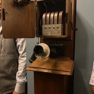 Antique phone from over 100 years ago.