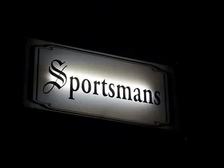 Sportsman's Tavern