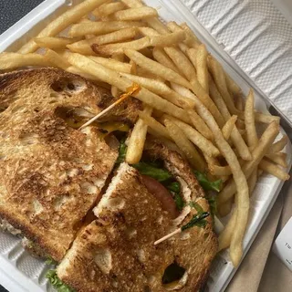 Tuna Sandwhich