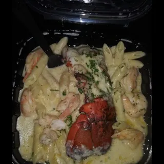 Lobster and Shrimp Alfredo Pasta