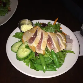 Seared Tuna Salad*