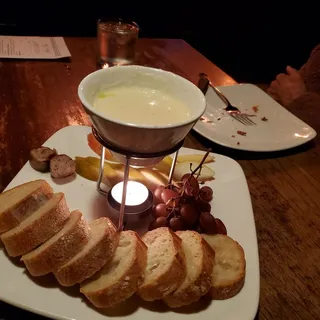 White Wine Fondue With Truffle Oil